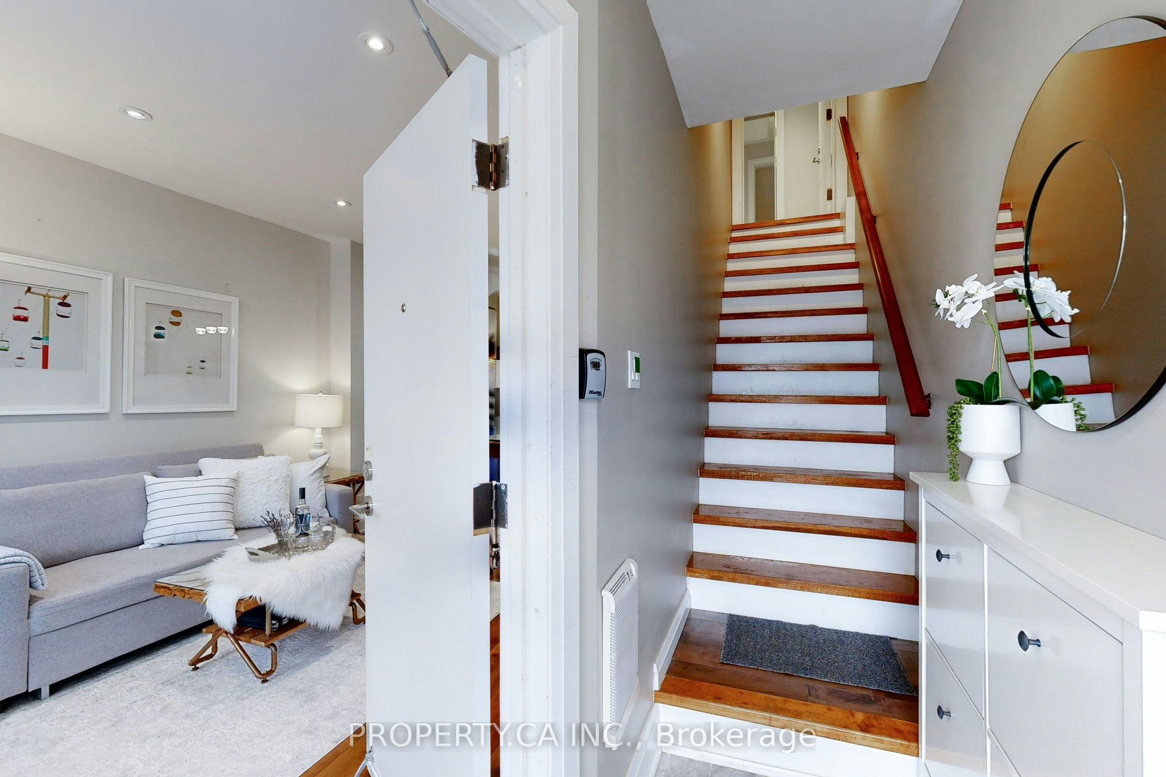 Main-635 Christie Street, Toronto, ON, M6G 3E6 - 10