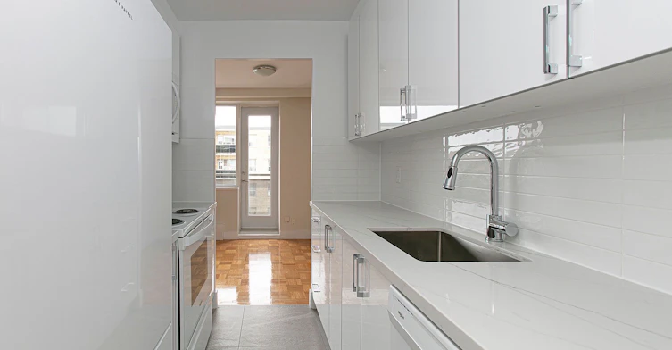 203-2 Grandstand Place, Toronto, ON, M4H 1E2