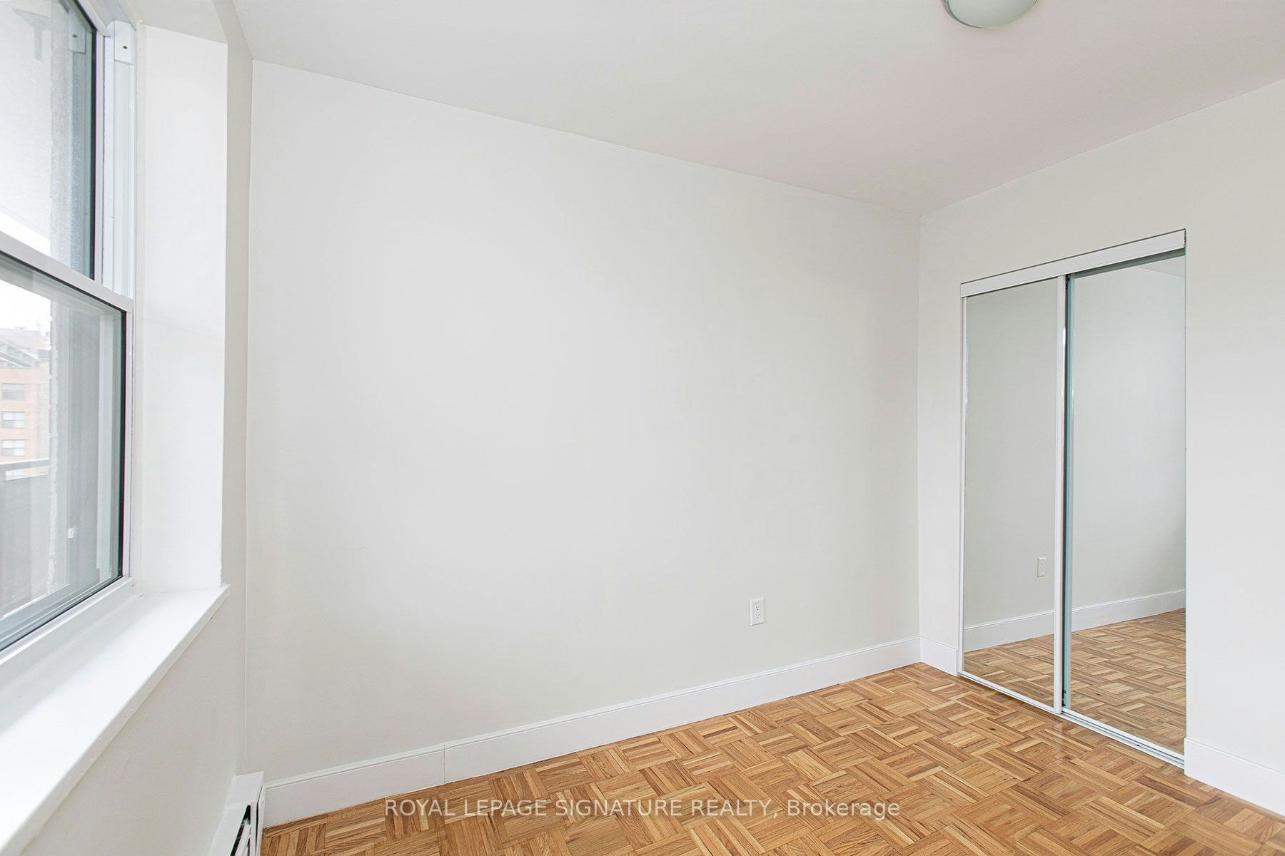 203-2 Grandstand Place, Toronto, ON, M4H 1E2 - 7