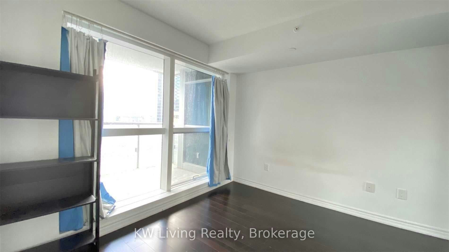 1601-386 Yonge Street, Toronto, ON, M5B 0A5 - 11