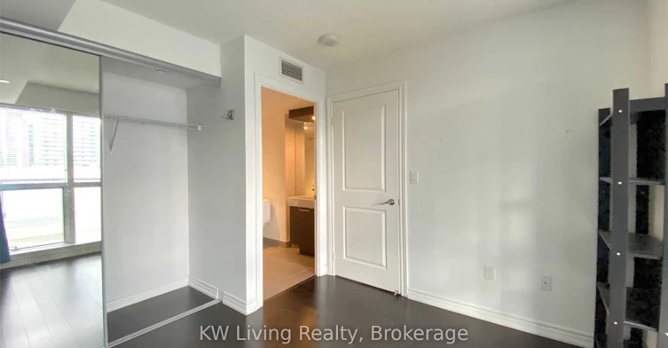 1601-386 Yonge Street, Toronto, ON, M5B 0A5 - 12