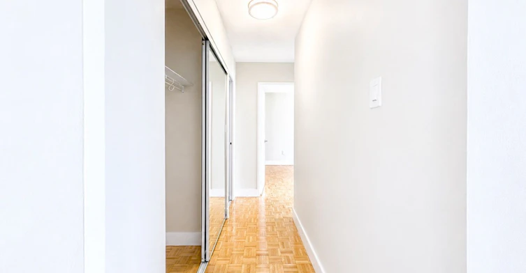 410-666 Spadina Avenue, Toronto, ON, M5S 2H8 - 4