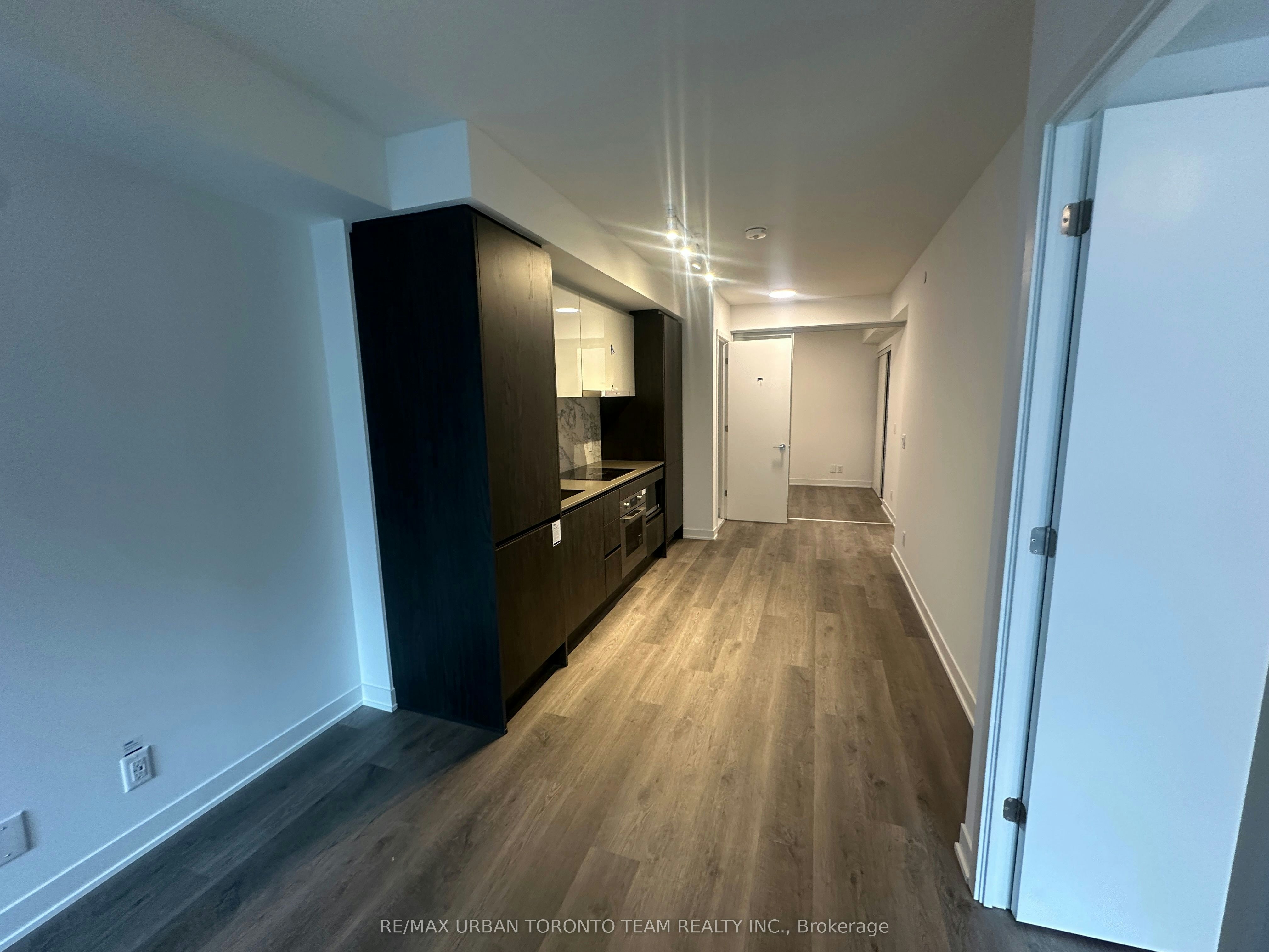 606-180 Front Street E, Toronto, ON, M5A 0A9 - 2