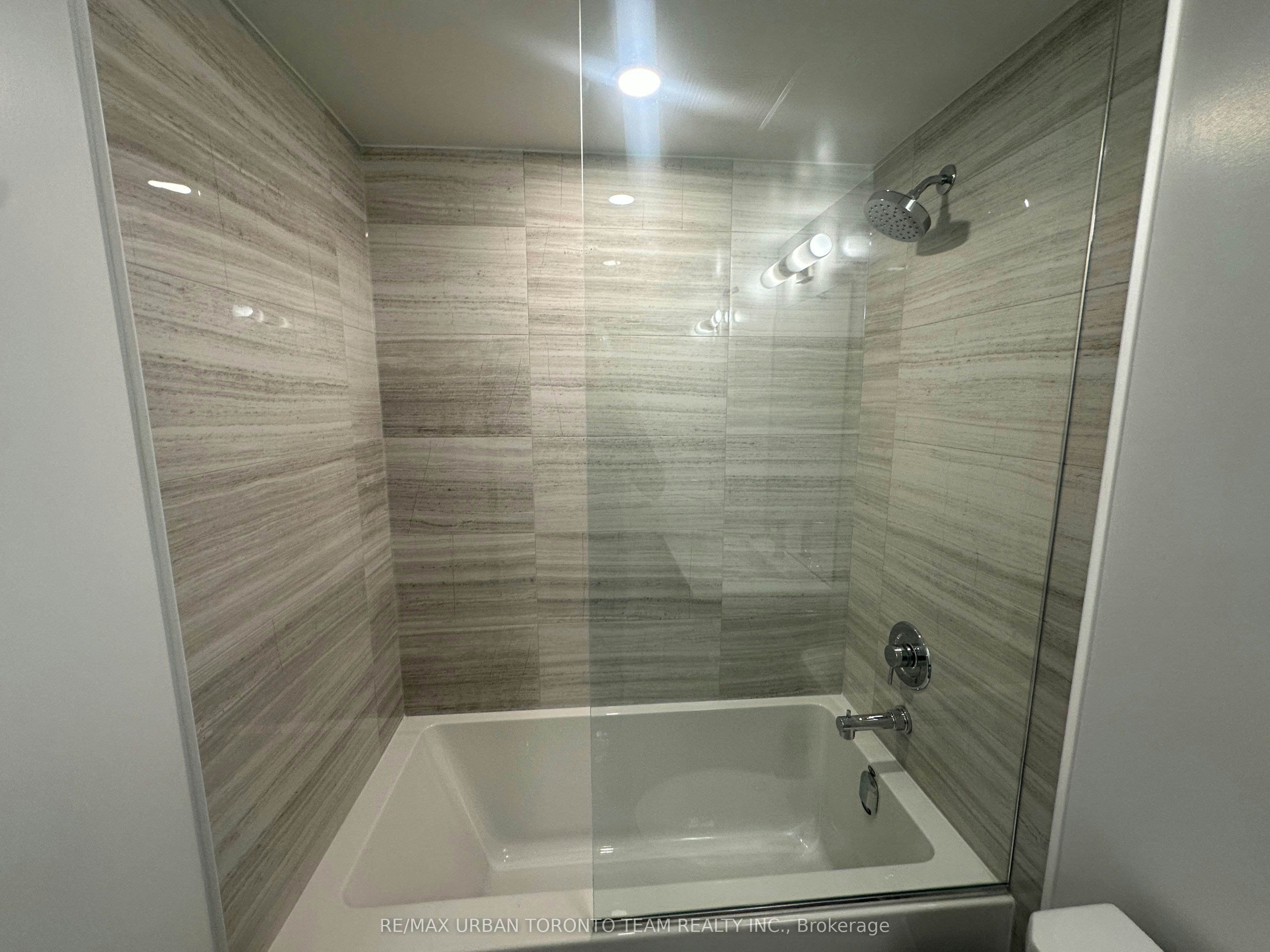 606-180 Front Street E, Toronto, ON, M5A 0A9 - 9