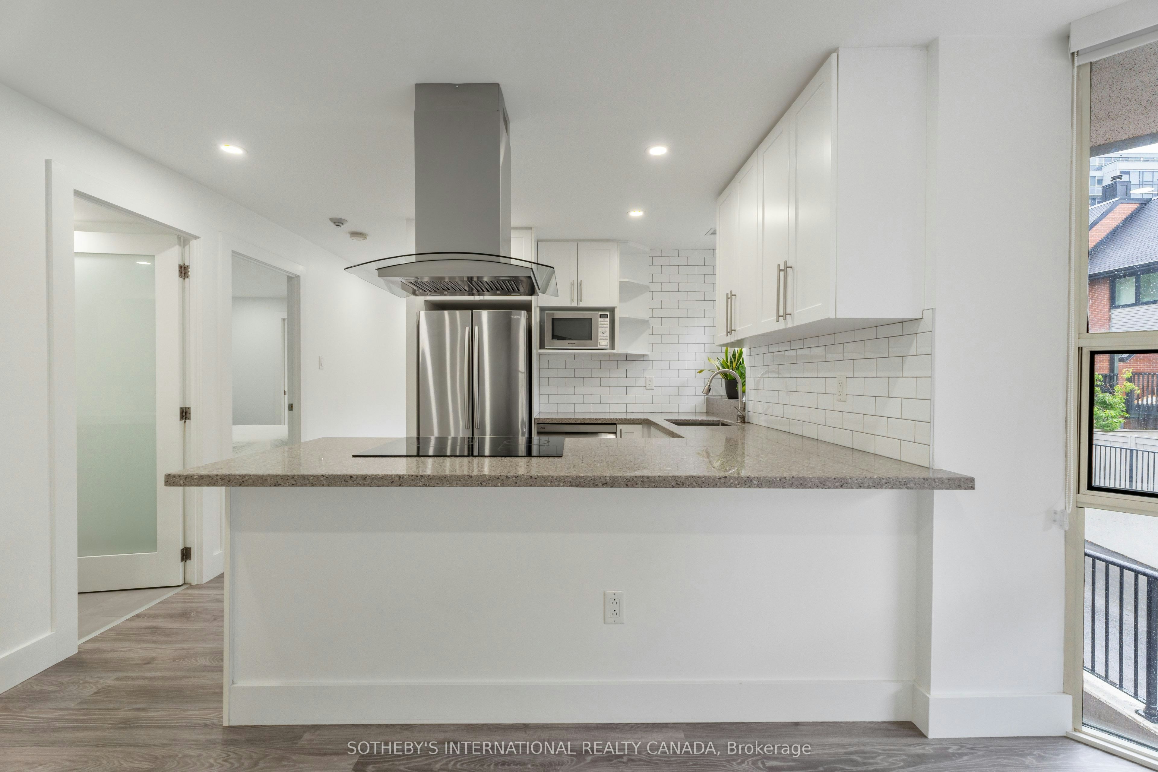 105-701 King Street, Toronto, ON, M5V 2W7 - 8