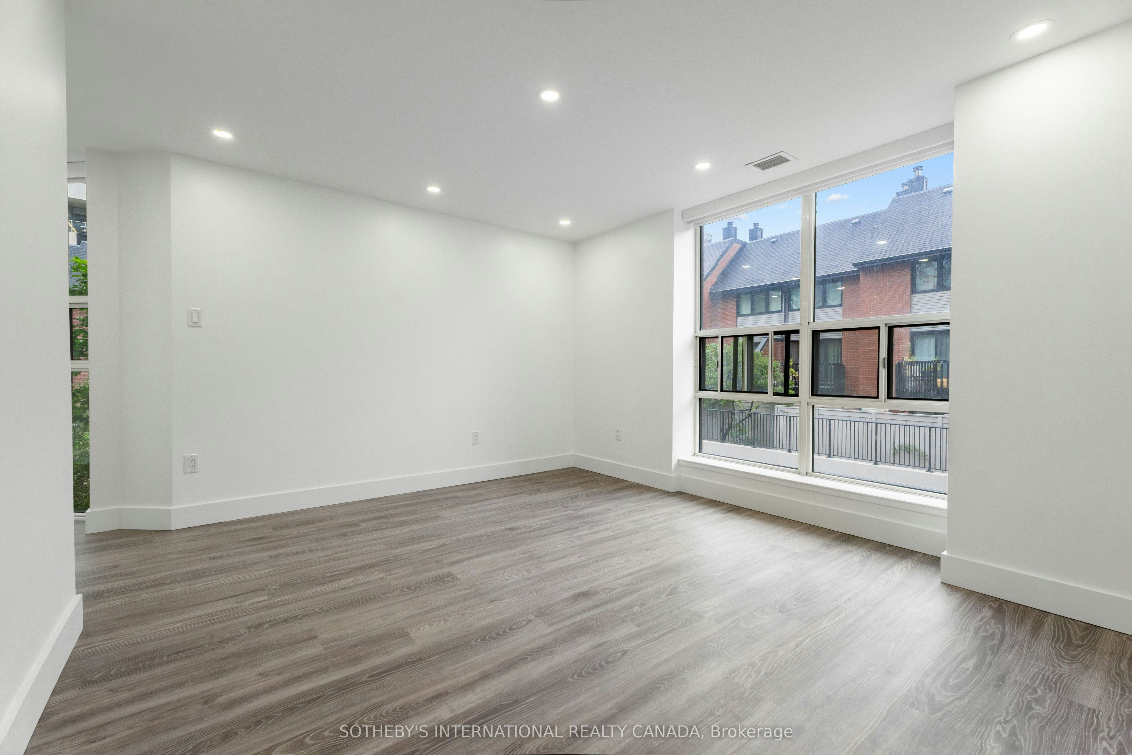 105-701 King Street, Toronto, ON, M5V 2W7 - 12