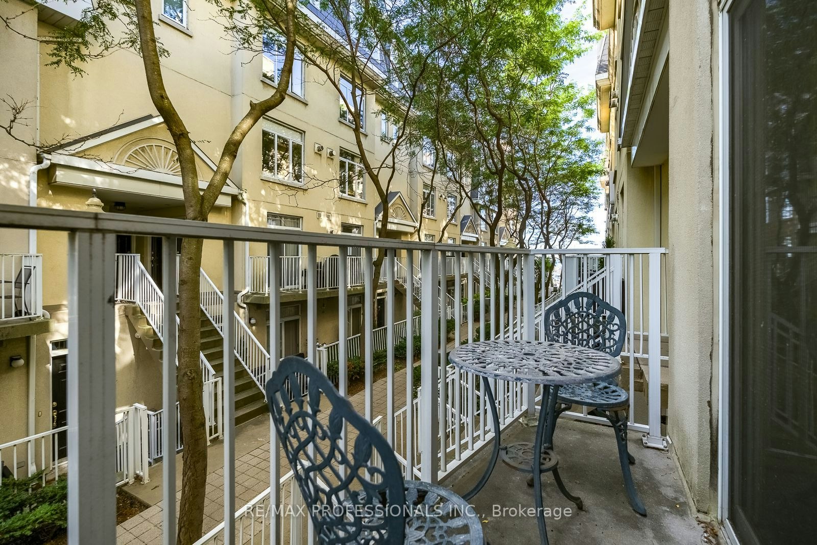 232-30 Stadium Road, Toronto, ON, M5V 3P4 - 7