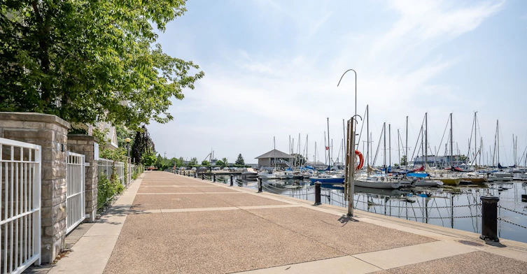 232-30 Stadium Road, Toronto, ON, M5V 3P4 - 16