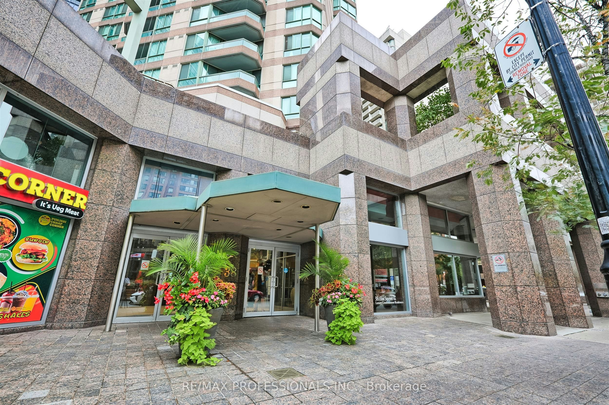 3110-38 Elm Street, Toronto, ON, M7A 2A3 - 2