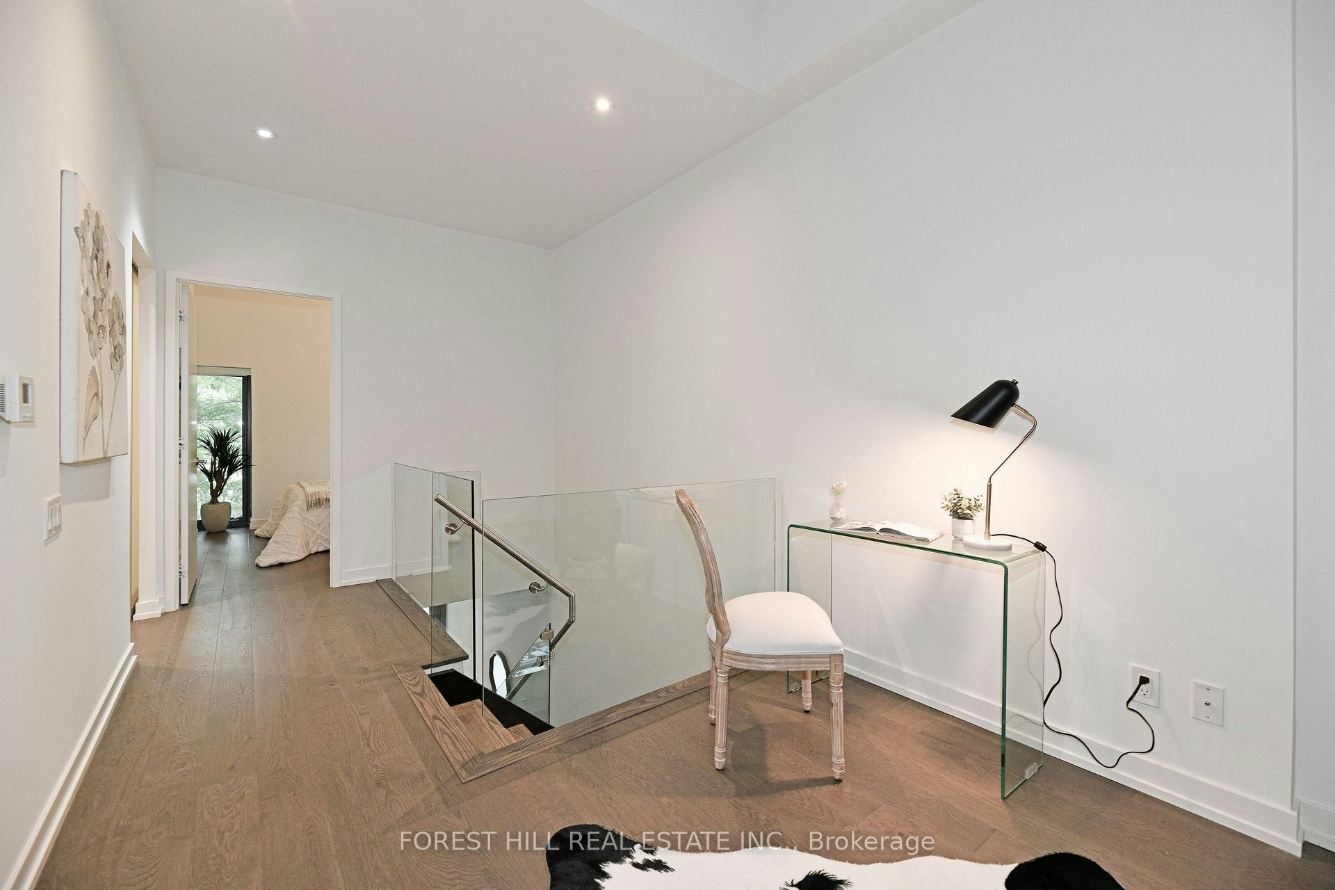 102-161 Roehampton Avenue, Toronto, ON, M4P 0C8 - 14