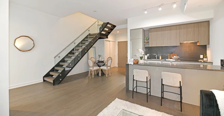 102-161 Roehampton Avenue, Toronto, ON, M4P 0C8 - 4