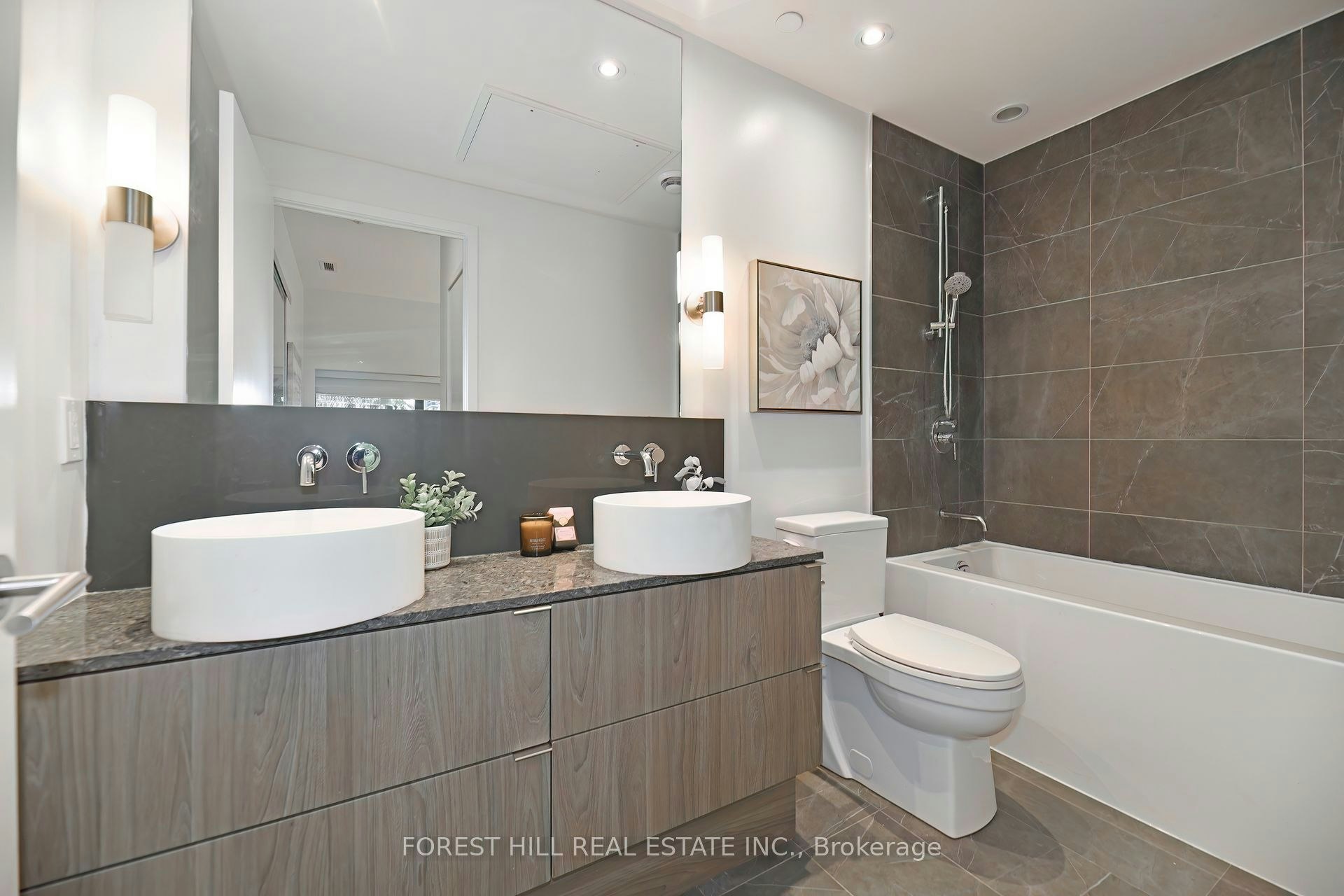 102-161 Roehampton Avenue, Toronto, ON, M4P 0C8 - 17