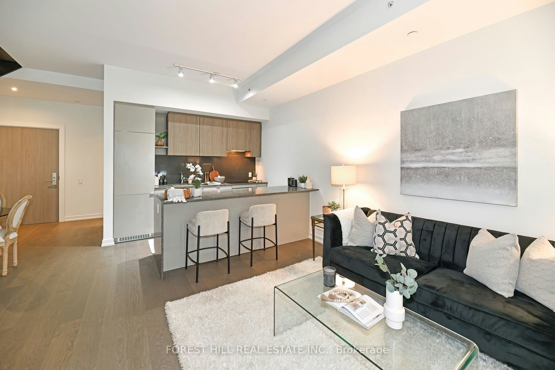 102-161 Roehampton Avenue, Toronto, ON, M4P 0C8 - 3