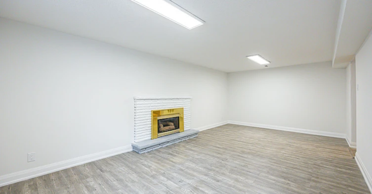 16 Paultiel Drive W, Toronto, ON, M2M 3P3 - 26