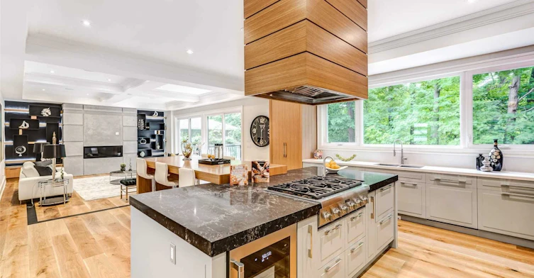 31 Timberlane Drive, Toronto, ON, M3H 1J3 - 10