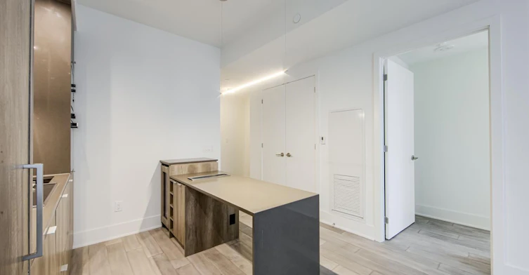 2506-11 Yorkville Avenue, Toronto, ON, M4W 0B7 - 9