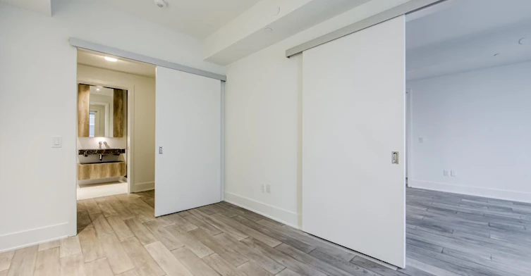 2506-11 Yorkville Avenue, Toronto, ON, M4W 0B7 - 17