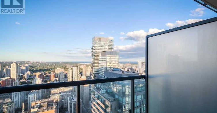 4907-832 Bay Street, Toronto, ON, M5S 1Z6 - 10