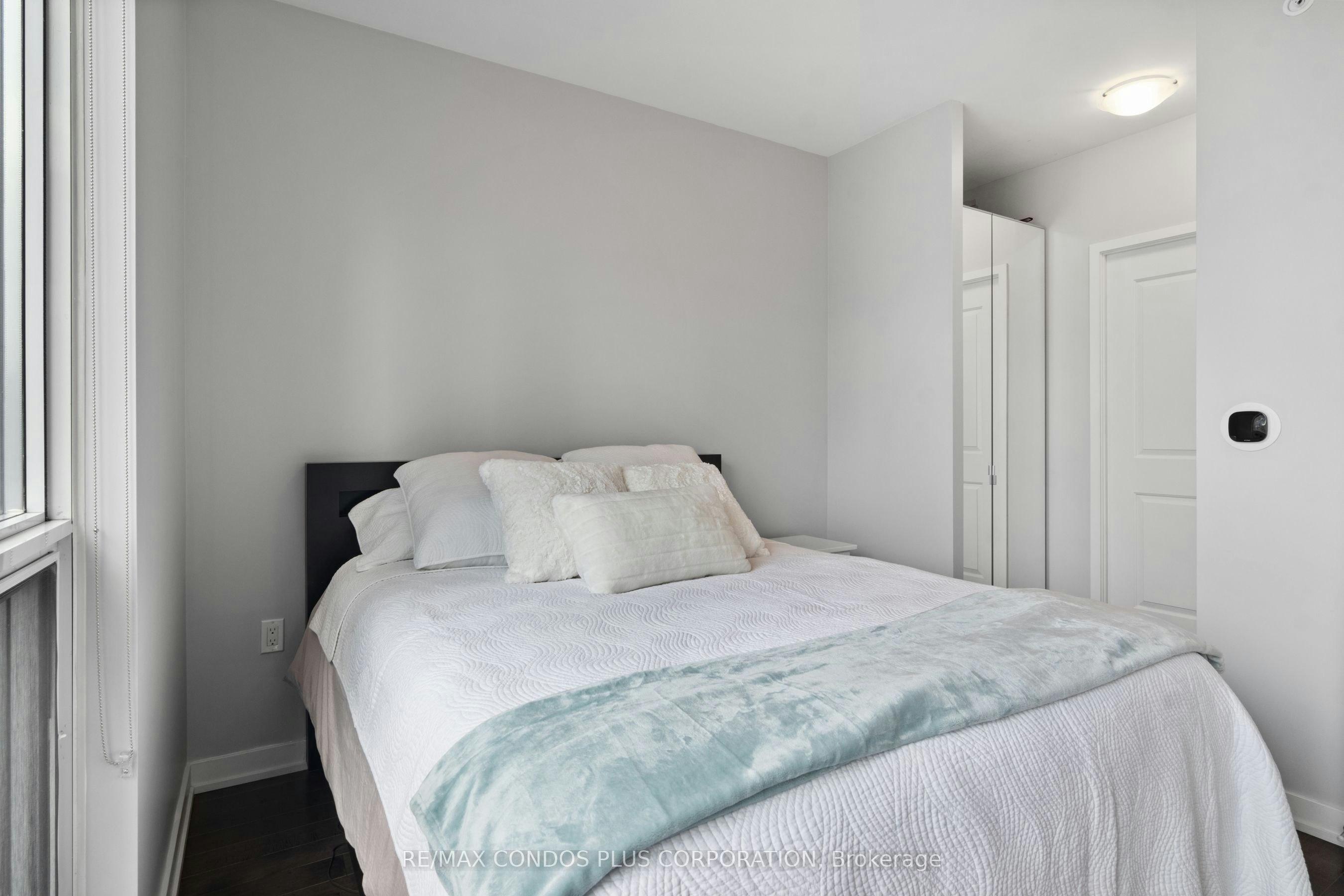 2702-1 The Esplanade N/A, Toronto, ON, M5E 0A8 - 24