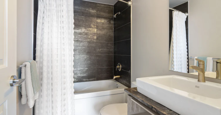 2702-1 The Esplanade N/A, Toronto, ON, M5E 0A8 - 11