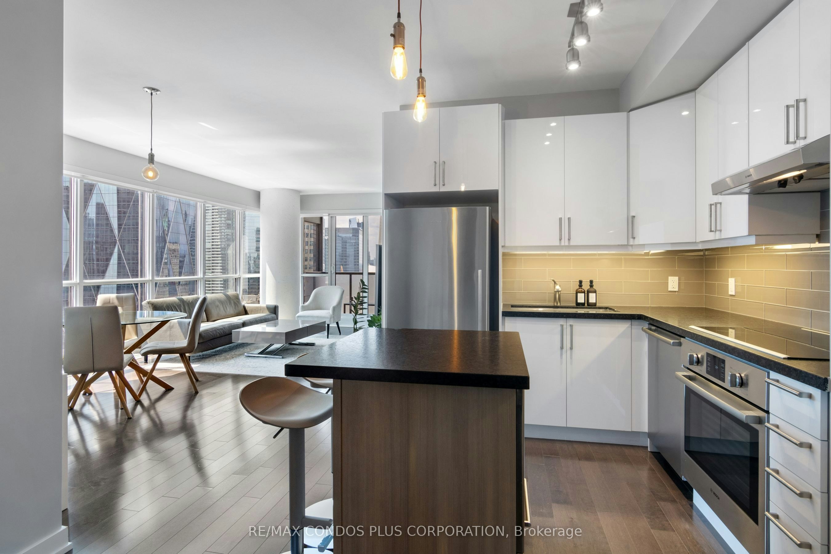 2702-1 The Esplanade N/A, Toronto, ON, M5E 0A8 - 12