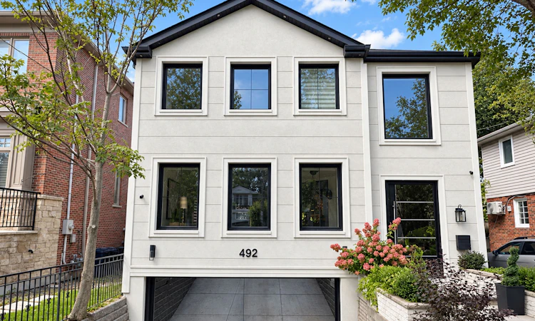 492 Old Orchard Grove