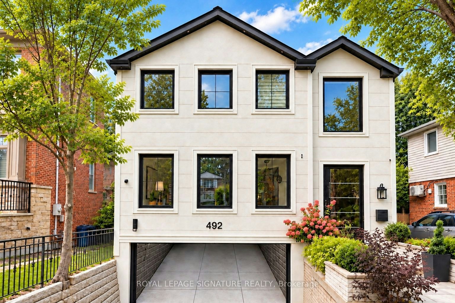 492 Old Orchard Grove, Toronto, ON, M5M 2G5