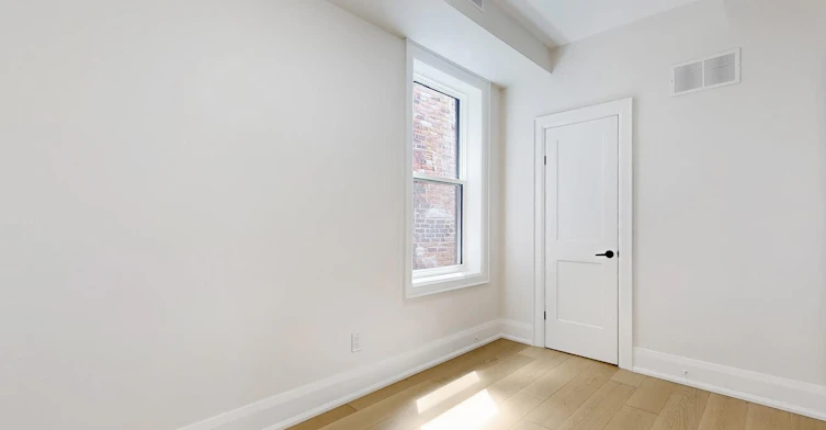 2-28 Beaconsfield Avenue, Toronto, ON, M6J 3H9 - 14