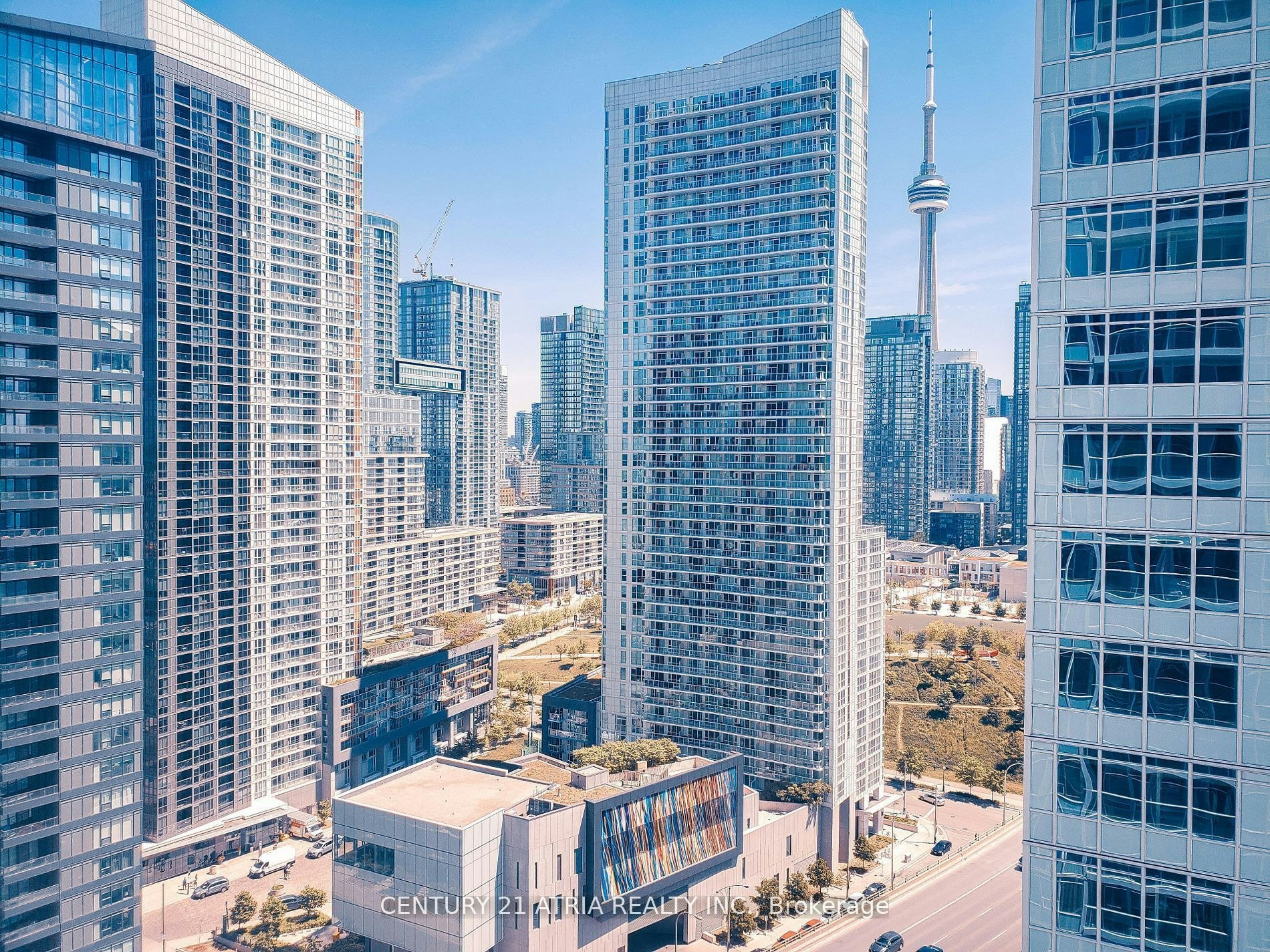 2610-19 Bathurst Street, Toronto, ON, M5V 0N2 - 6