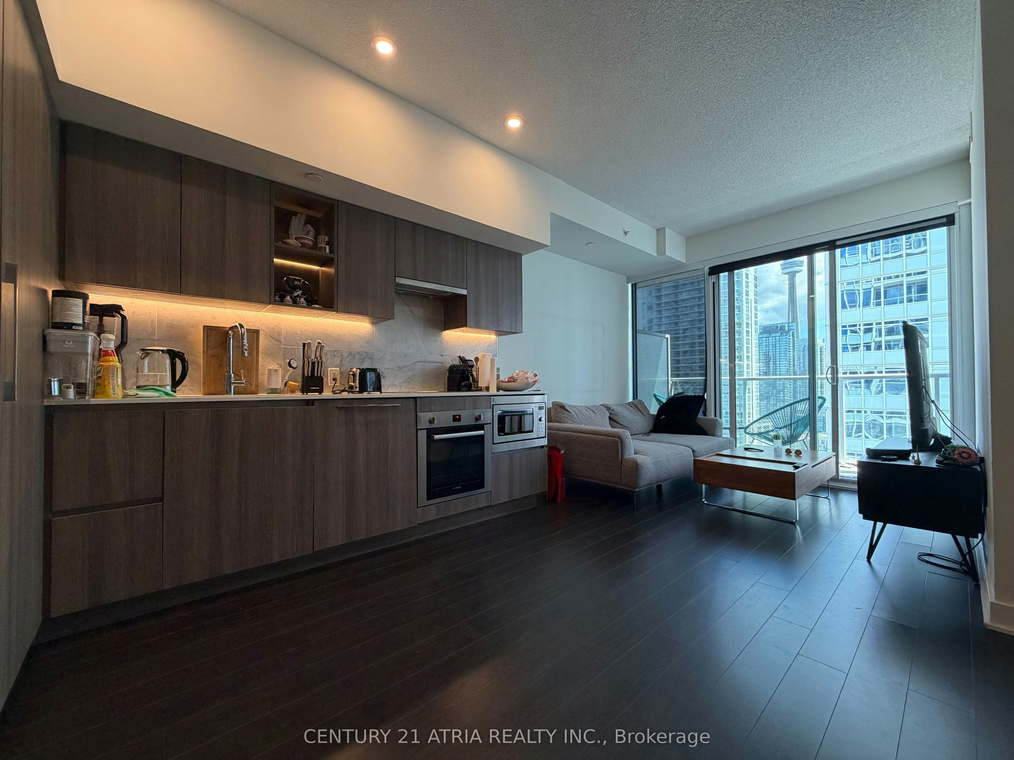 2610-19 Bathurst Street, Toronto, ON, M5V 0N2 - 7