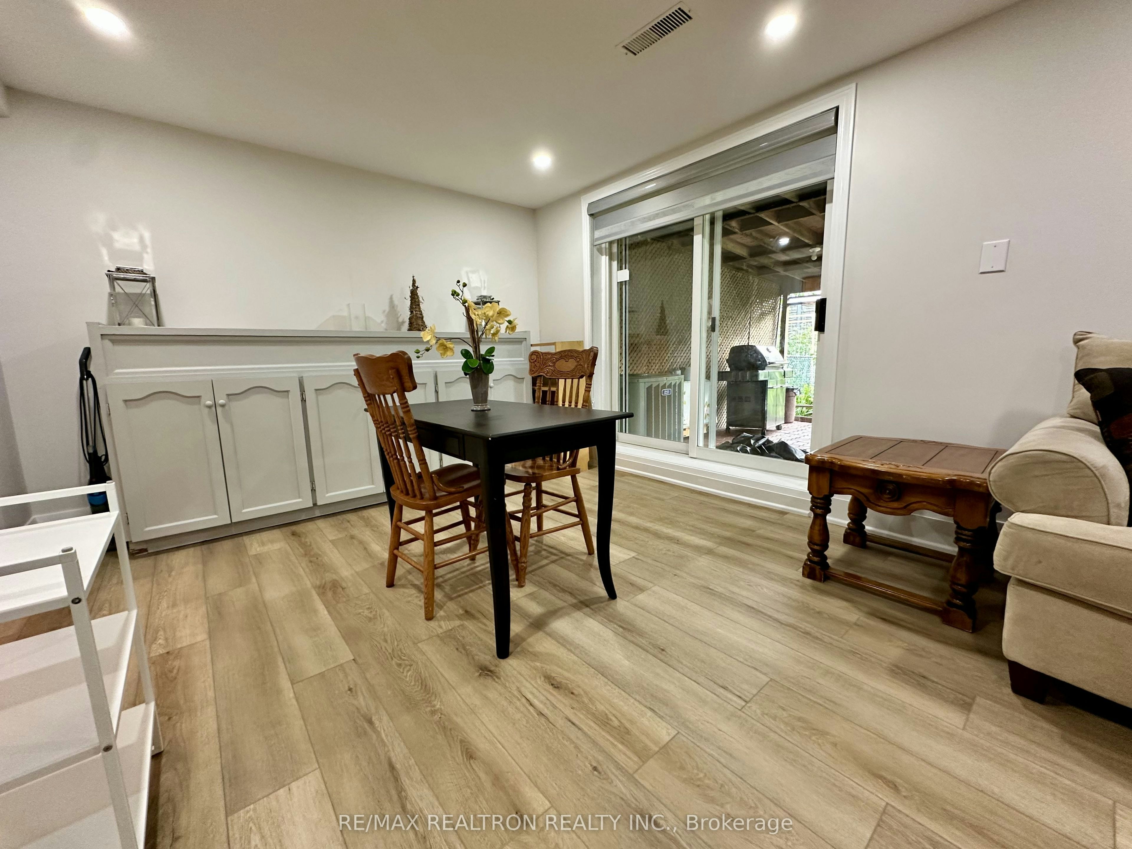 237 Shawnee Circle, Toronto, ON, M2H 2Y3 - 14