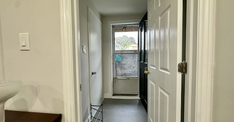 237 Shawnee Circle, Toronto, ON, M2H 2Y3 - 2