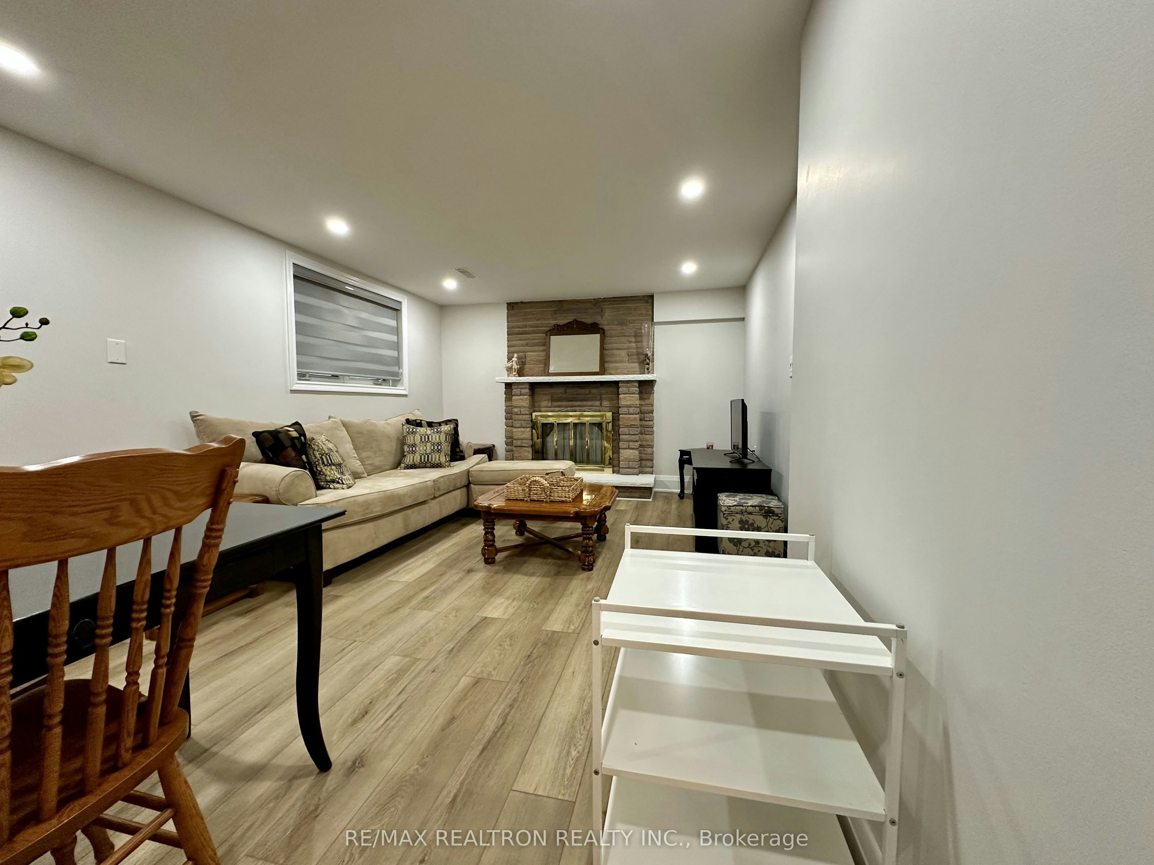 237 Shawnee Circle, Toronto, ON, M2H 2Y3 - 17