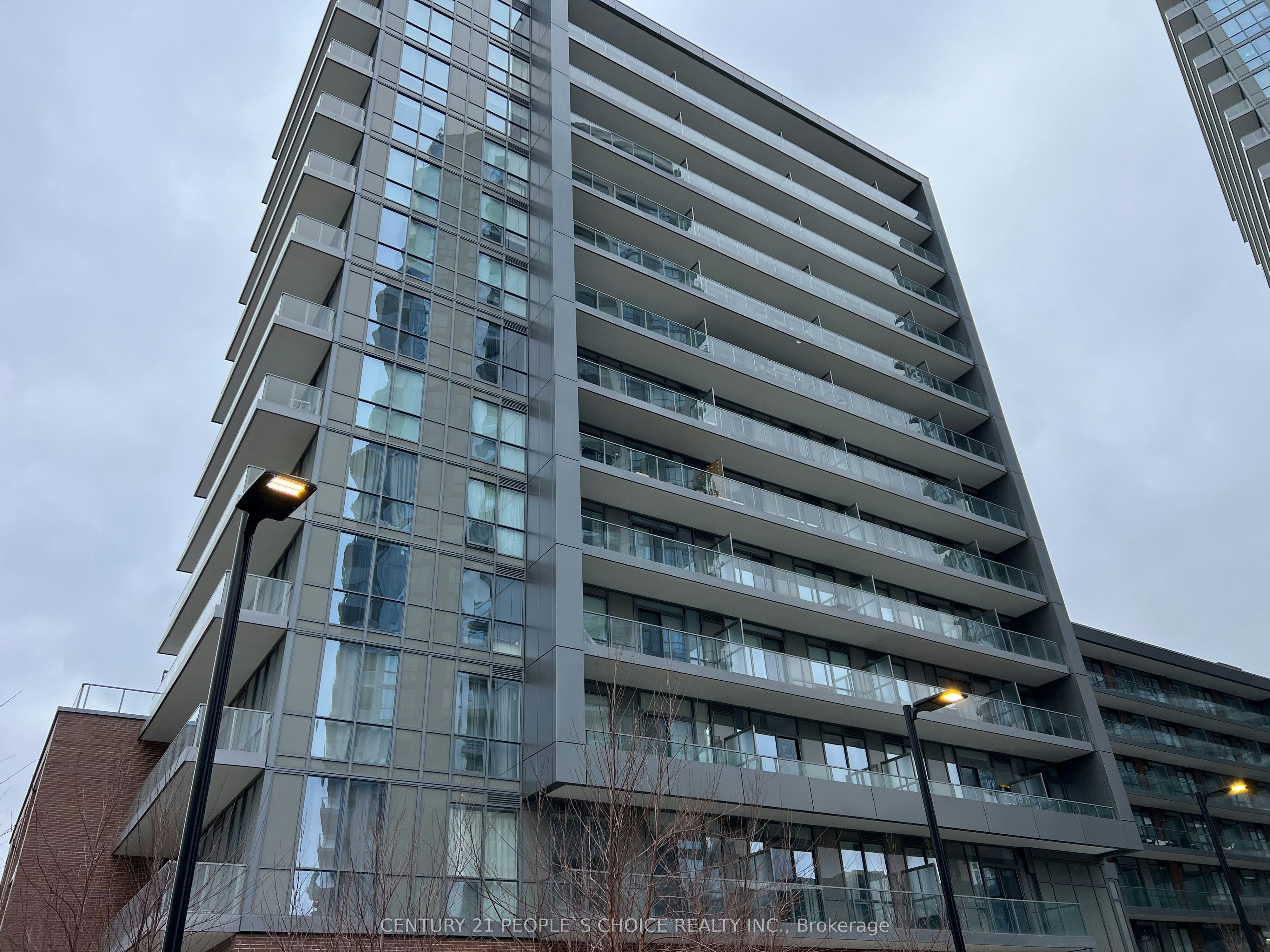 304-36 Forest Manor Road, Toronto, ON, M2J 1M1
