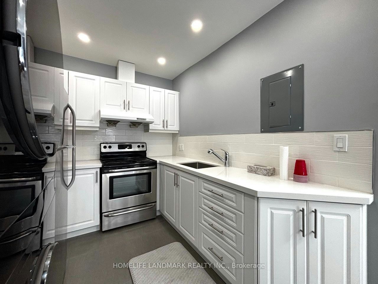 Unit 1-3229 Yonge Street, Toronto, ON, M4N 2L3 - 9