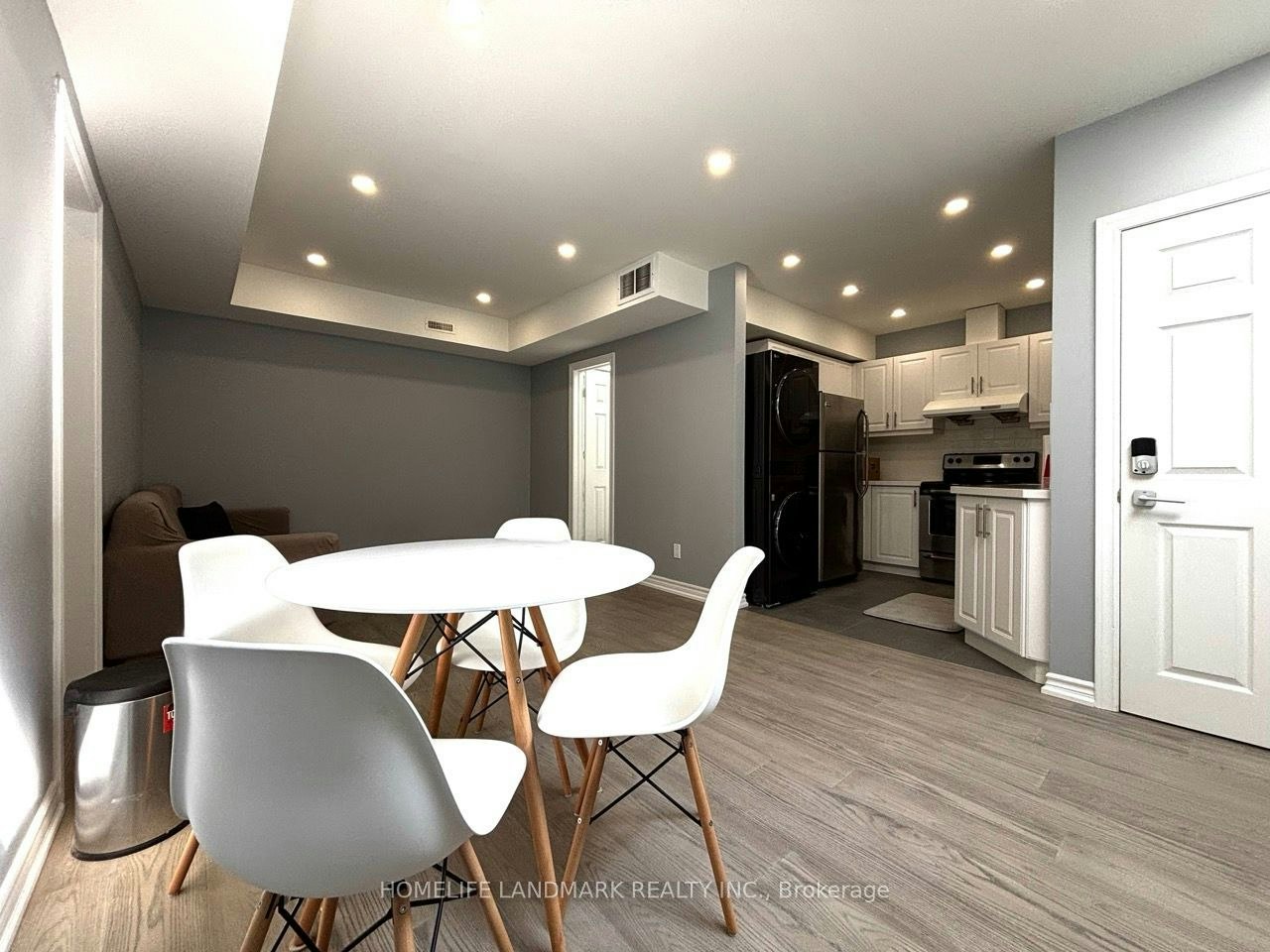 Unit 1-3229 Yonge Street, Toronto, ON, M4N 2L3 - 7