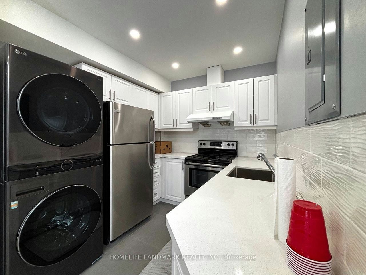Unit 1-3229 Yonge Street, Toronto, ON, M4N 2L3 - 8