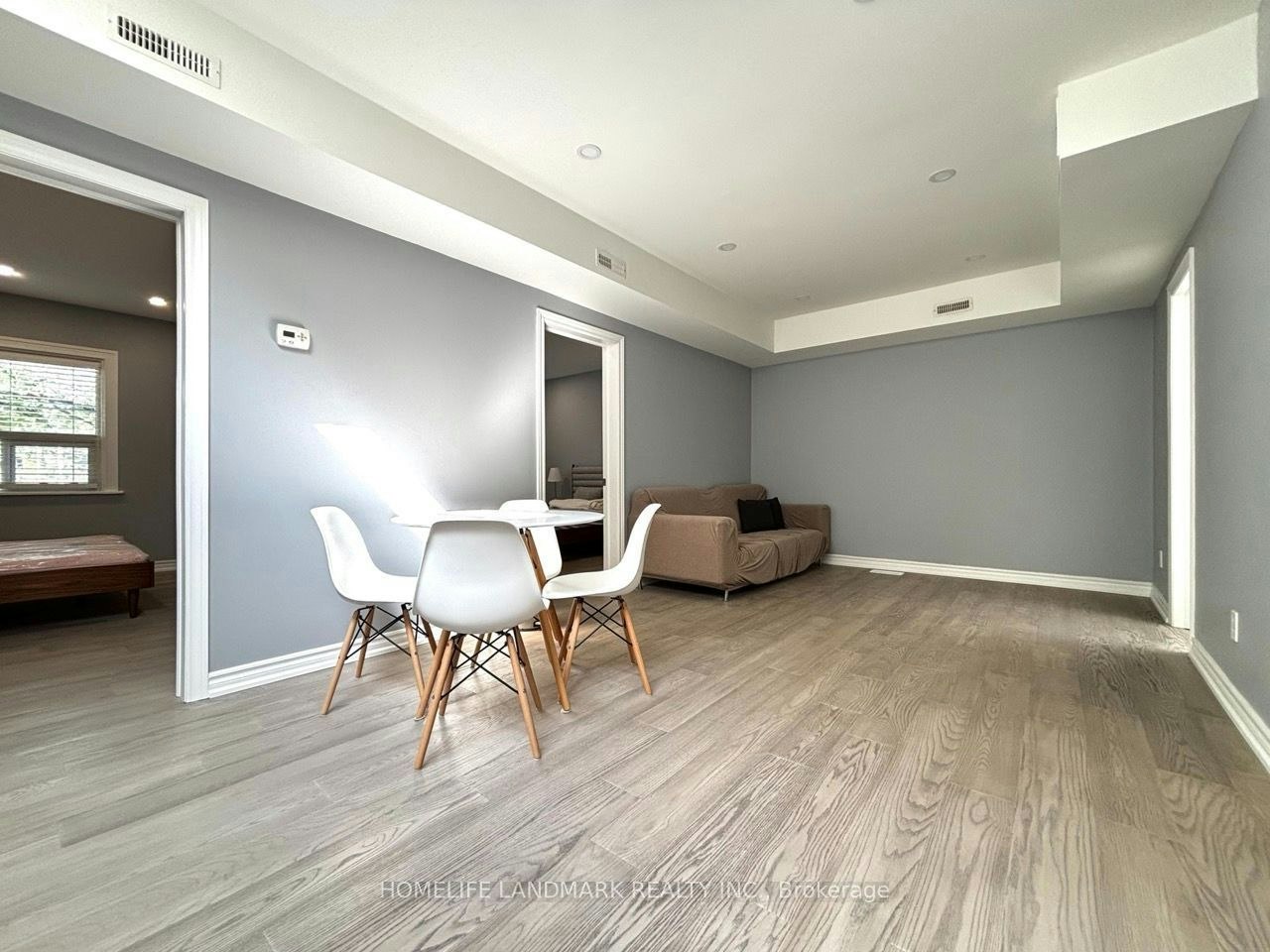 Unit 1-3229 Yonge Street, Toronto, ON, M4N 2L3 - 4