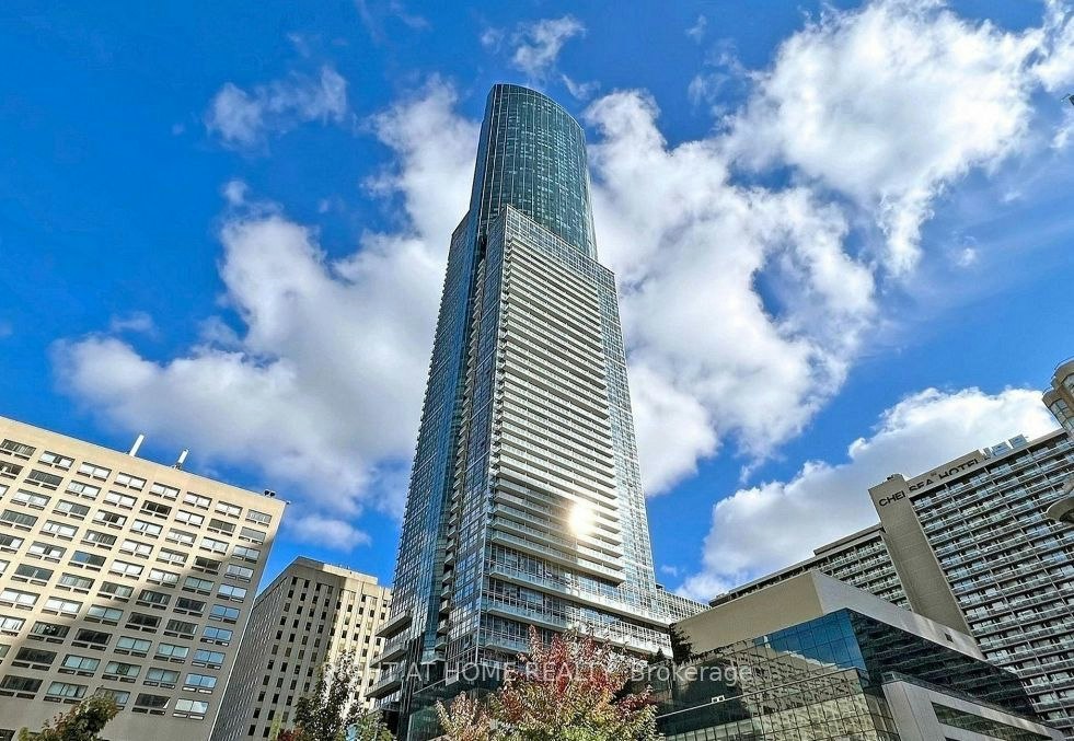 2213-386 Yonge Street, Toronto, ON, M5B 0A5