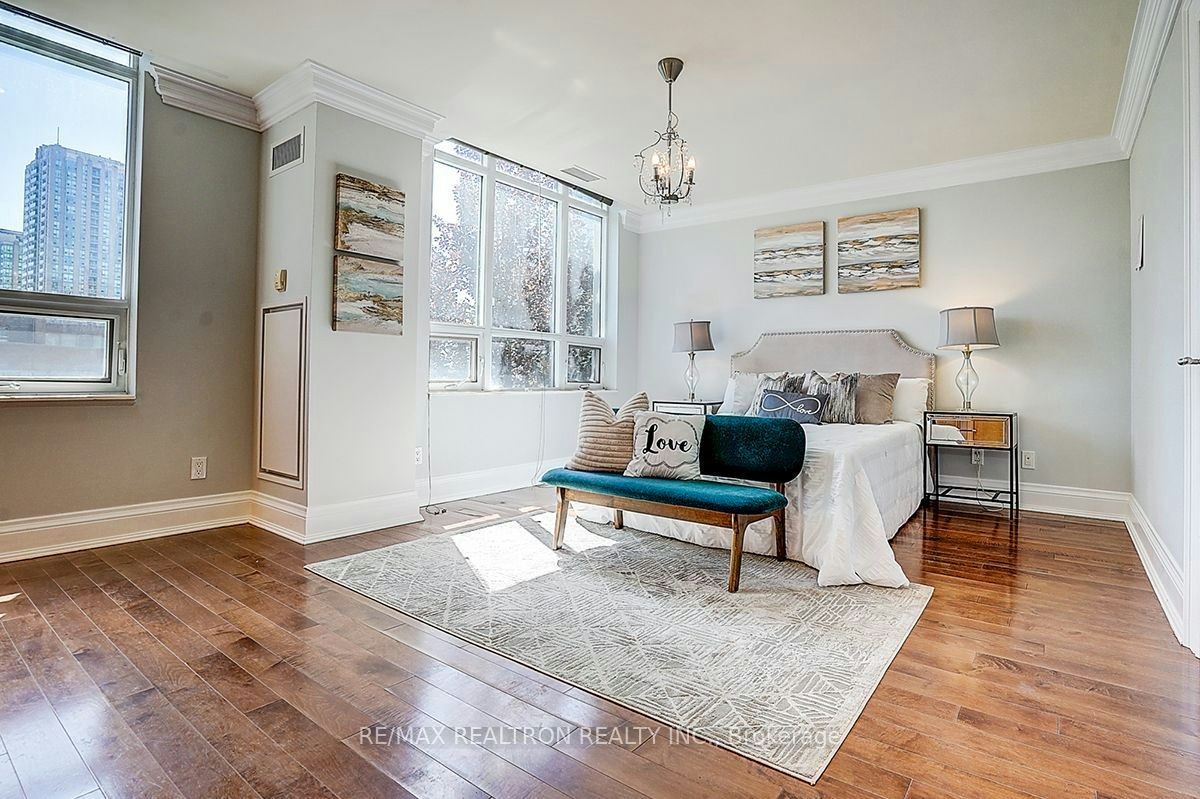 274 Duplex Avenue, Toronto, ON, M2M 0A4 - 31