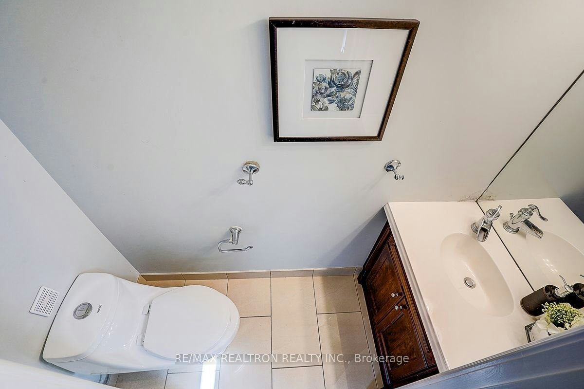 274 Duplex Avenue, Toronto, ON, M2M 0A4 - 44