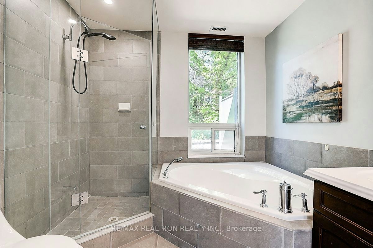 274 Duplex Avenue, Toronto, ON, M2M 0A4 - 38