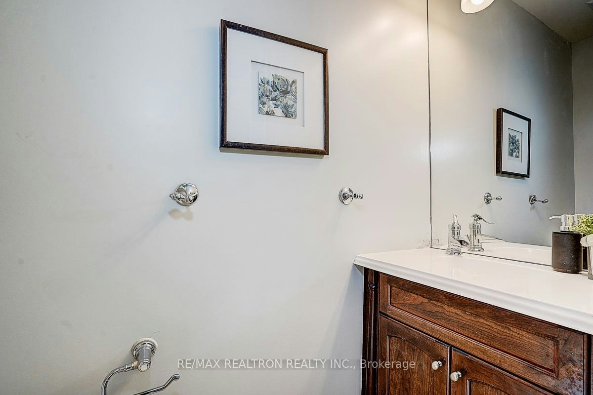 274 Duplex Avenue, Toronto, ON, M2M 0A4 - 43