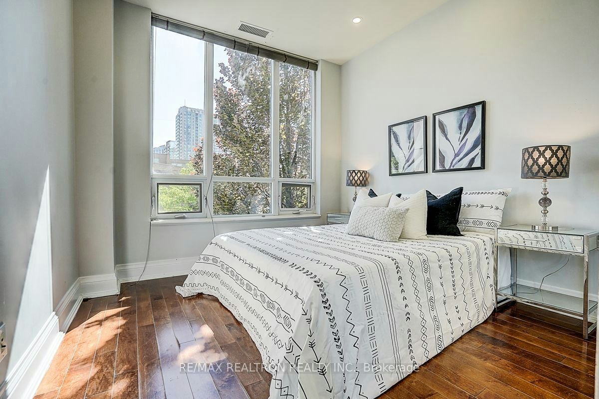 274 Duplex Avenue, Toronto, ON, M2M 0A4 - 27