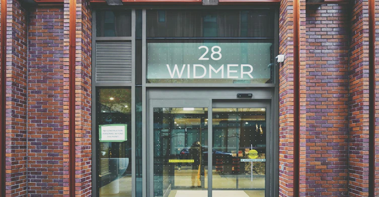 4521-28 Widmer Street, Toronto, ON, M5V 0T2 - 3