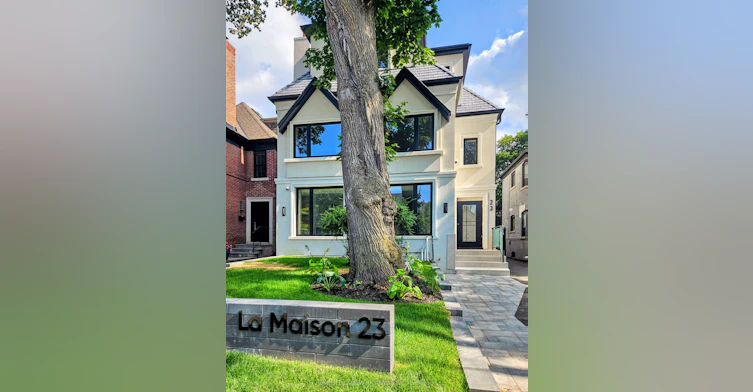 The Bellagio-23 Coulson Avenue, Toronto, ON, M4V 1Y3 - 2