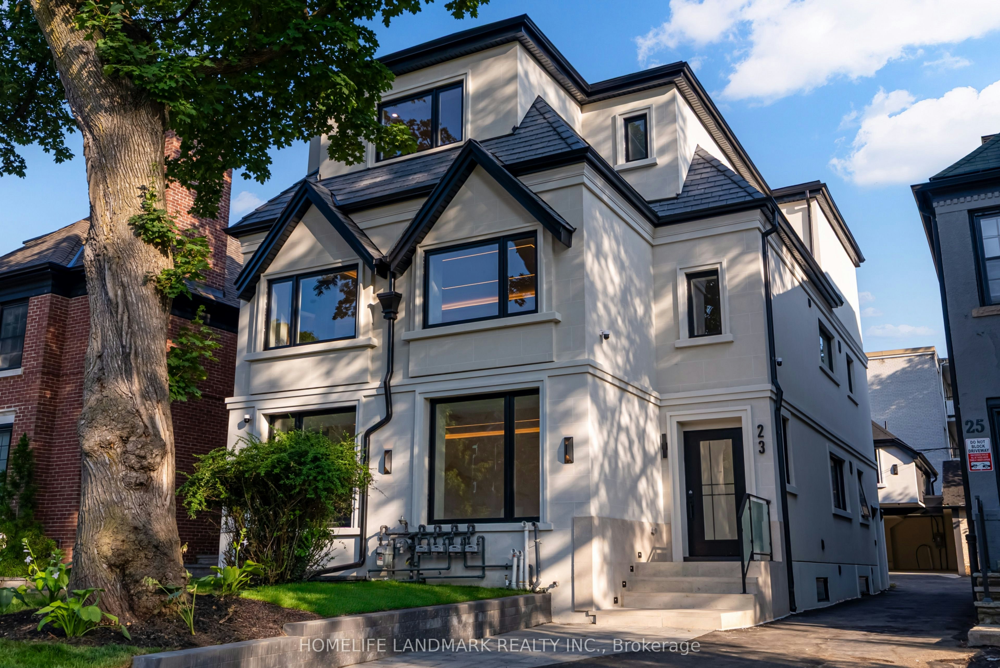 The Bellagio-23 Coulson Avenue, Toronto, ON, M4V 1Y3