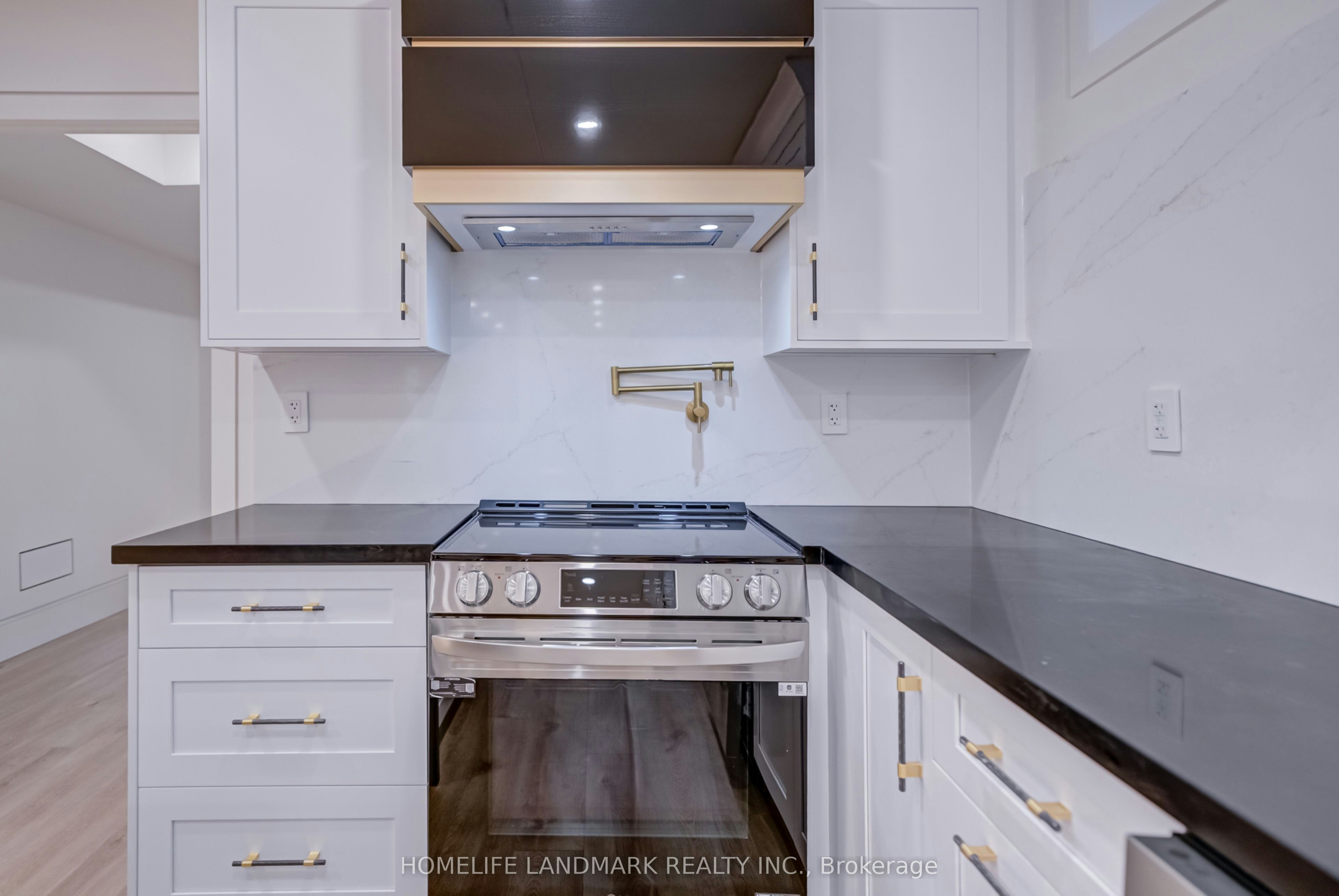The Bellagio-23 Coulson Avenue, Toronto, ON, M4V 1Y3 - 8