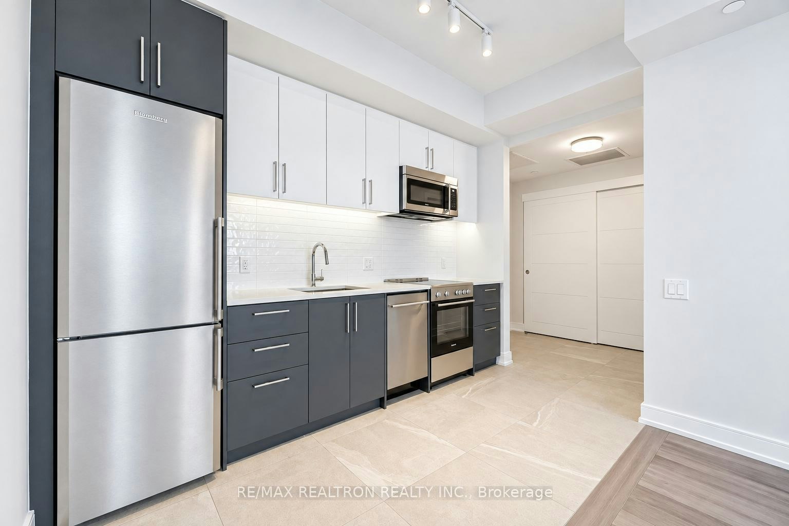 710-2525 Bathurst Street, Toronto, ON, M6B 2Y9 - 3