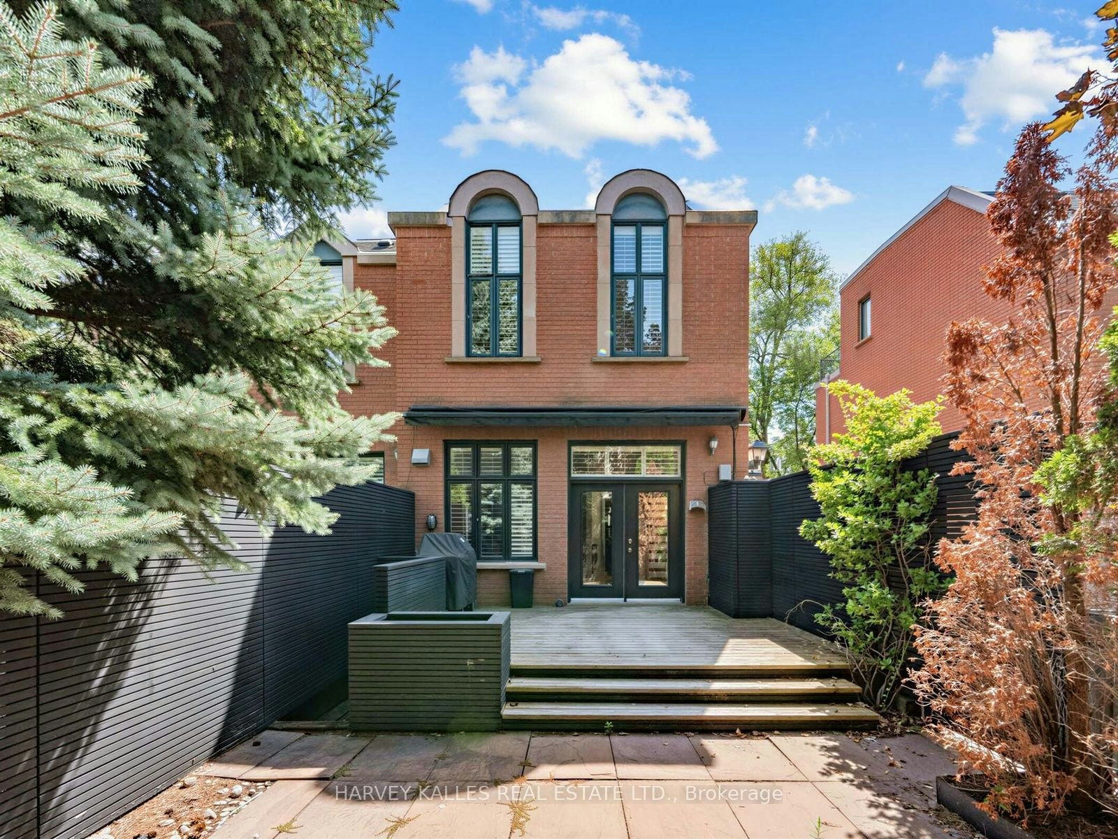 26 Marlborough Avenue, Toronto, ON, M5R 1X6 - 38